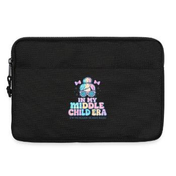 L’humour de la famille fille à l’ère de mon enfant du milieu - Sacoche pour ordinateur portable 13 pouces - noir - Devant