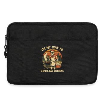 Grillen Humor On My Way To Making Bad Decisions  - Laptoptasche 13" - Schwarz - Vorne