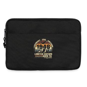 80th Birthday Gift 1946 Vintage Retro - Laptop bag 13" - black - Front