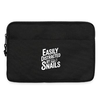 Easily Distracted By Snails - Laptop bag 13" - black - Front