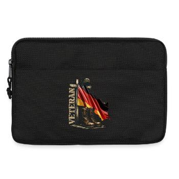 Gedenkflagge und Stiefel Veteranentag Veteran - Laptoptasche 13" - Schwarz - Vorne