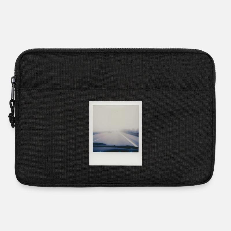Neblige Autobahn - Laptoptasche 13" - Schwarz