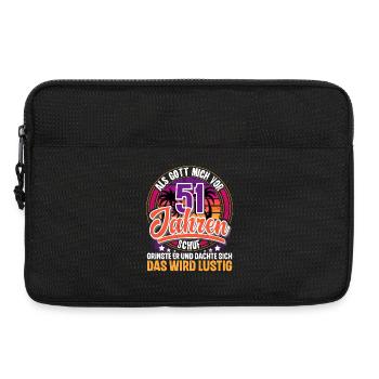 51. Geburtstag Als Gott Mich Schuf Vor - Laptoptasche 13" - Schwarz - Vorne