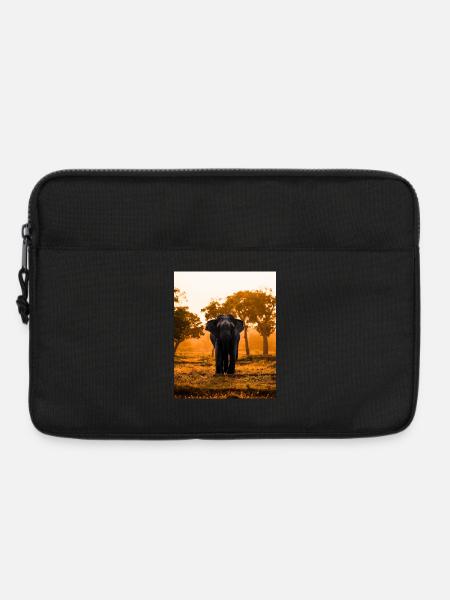 Elefant-Baum-Sonnenuntergang-Sonnenaufgang - Laptoptasche 13" - Schwarz