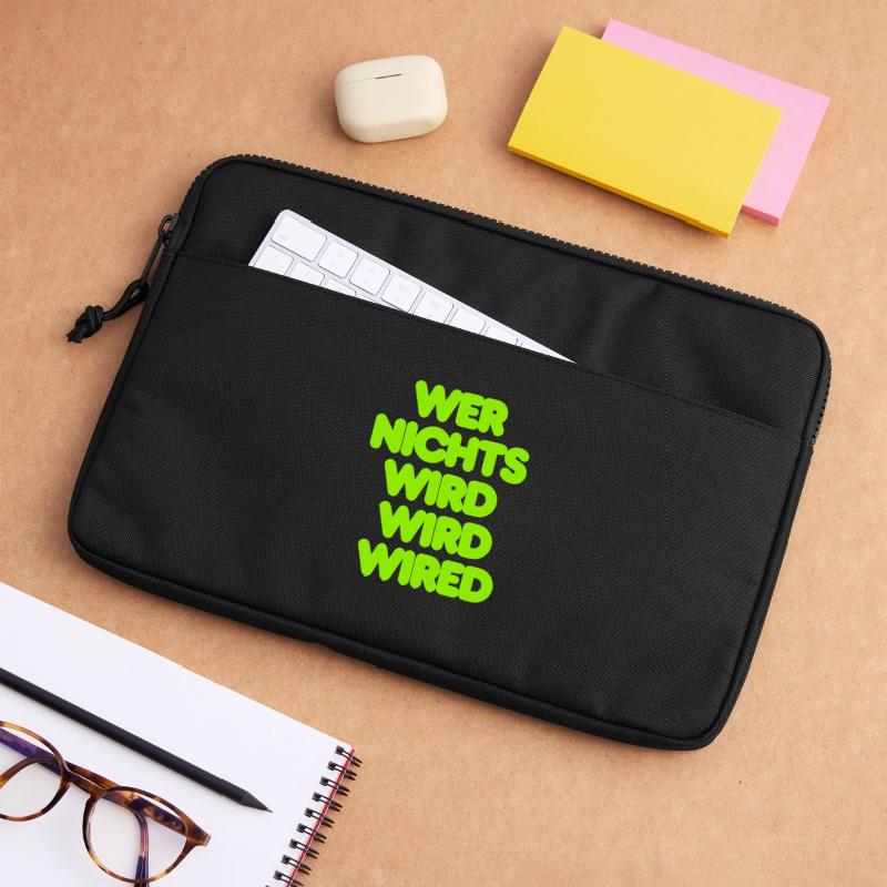 WER NICHTS WIRD WIRD WIRED - GRUENER IT SPRUCH Laptoptasche 13"