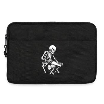 Szene mit der Kettensäge des Skelettfällers - Laptoptasche 13" - Schwarz - Vorne