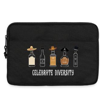 Celebrate Diversity Drinking Humor – Party Design - Laptoptasche 13" - Schwarz - Vorne