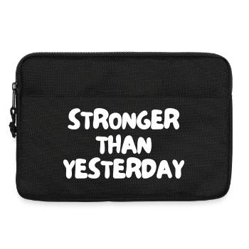 Stronger than yesterday - Laptop bag 13" - black - Front