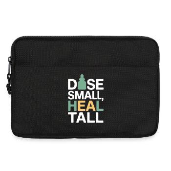 Certified Clinical Micro-Dose Specialist Apparel  - Laptop bag 13" - black - Front