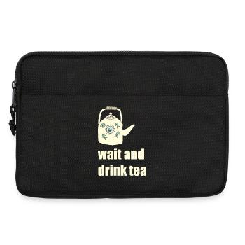 wait and drink tea - Laptoptasche 13" - Schwarz - Vorne