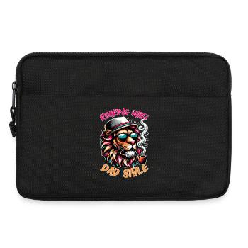 Roaring with dad style and chill vibes - Laptop bag 13" - black - Front