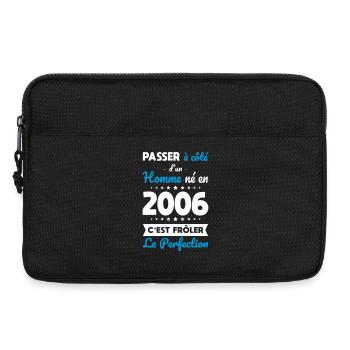 Geboren 2006 – Naht der Perfektion näher - Laptoptasche 13" - Schwarz - Vorne