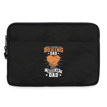 Never underestimate a boxer father - Laptop bag 13" - black - Front