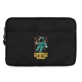 Astronaut mit Kaffee im Weltall - Laptoptasche 13" - Schwarz - Vorne