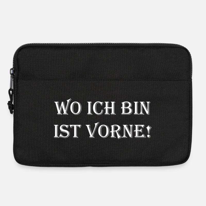 Wo ich bin ist vorne – Distressed Typografie - Laptoptasche 13" - Schwarz