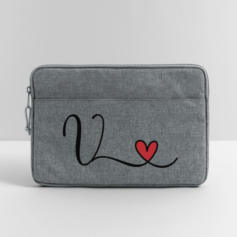 Buchstabe V Monogramm Initiale Herz Laptoptasche 13"