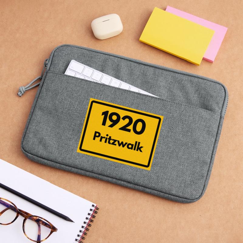 OLD POSTCODE POSTCODE RETRO 1920 PRITZWALK HEIMAT Laptop bag 13"