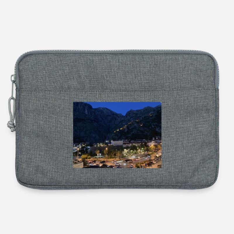 Abendstimmung in Bergdorf - Laptoptasche 13" - Grau meliert