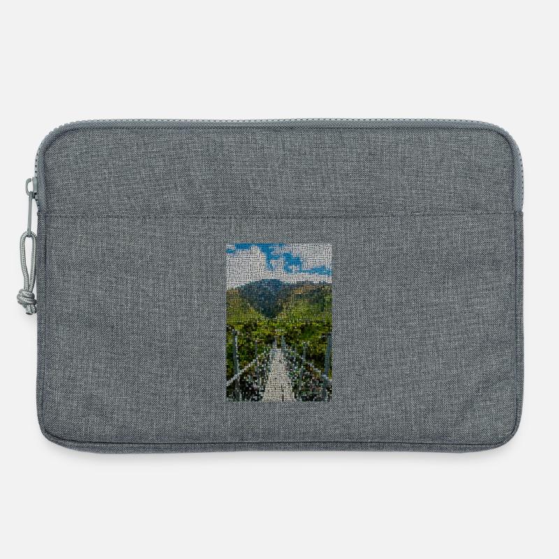 Pfad durch grüne Berglandschaft - Laptoptasche 13" - Grau meliert