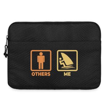Lustige Windsurfer Strichmännchen - Laptoptasche 15" - Schwarz - Vorne