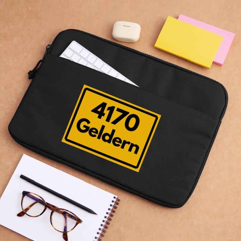 OLD POSTCODE POSTCODE RETRO 4170 GELDERN Laptop bag 15"