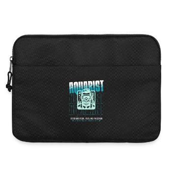 Aquarist with passion, feeding fish - Laptop bag 15" - black - Front