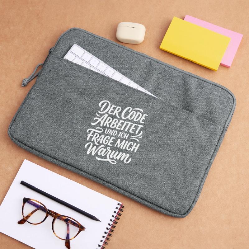 Coder arbeitet Spruch Humor Programmierer Laptoptasche 15"