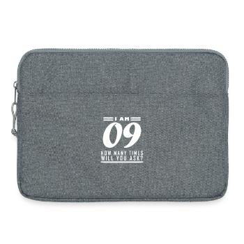 I am 9 - 9 birthday gift - Laptop bag 15" - heather grey - Front