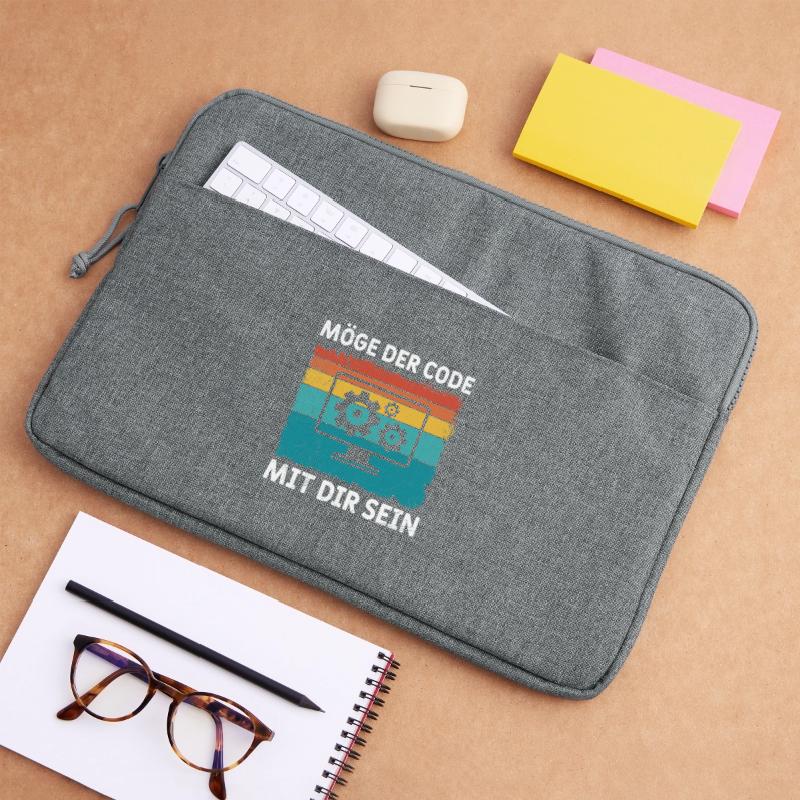 Nerd Computer MÖGE DER CODE MIT DIR SEIN LUSTIG Laptoptasche 15"