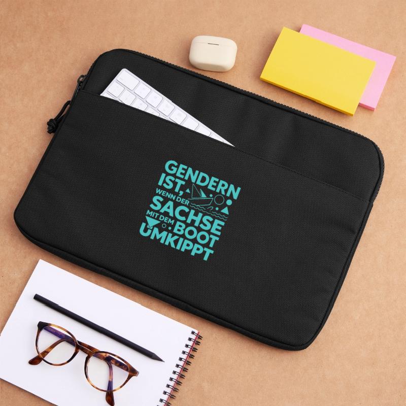 Gendern Saxon Boot Overturns Dialect Joke Laptop bag 15"