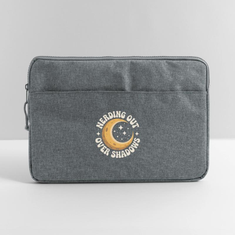 Shadow Nerd | Solar eclipse Laptop bag 15"