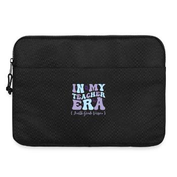 In My Teacher Era Fourth Grade - Laptoptasche 15" - Schwarz - Vorne