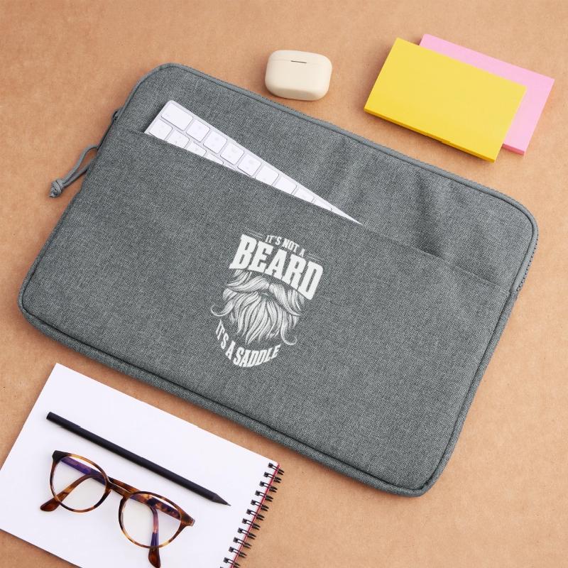 It's not a beard, it's a saddle Laptop bag 15"