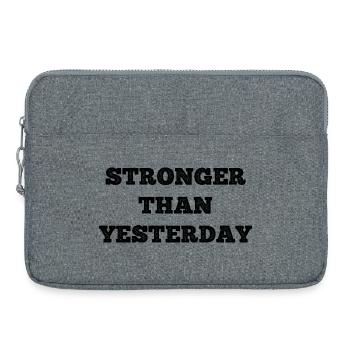 Gym Spruch Shirt Stronger Than You - Laptop bag 15" - heather grey - Front