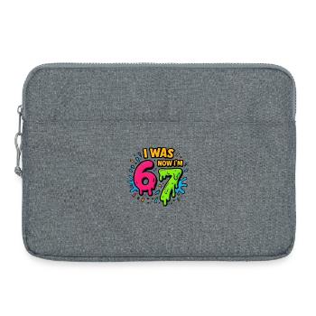 Idée cadeau humoristique de mème pour les enfants de 67 ans - Sacoche pour ordinateur portable 15 pouces - gris chiné - Devant