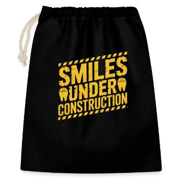 Orthodontic Hygienist Smiles Under Dental Care - Geschenkbeutel aus Baumwolle (40 x 50 cm) - Schwarz - Vorne