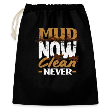 Girl on muddy obstacle course - Gift Bag 40 x 50 cm - black - Front