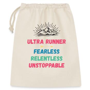Ultra Runnner - Furchtlos. Unerbittlich. Unaufhaltsam. - Geschenkbeutel aus Baumwolle (40 x 50 cm) - Natur - Vorne