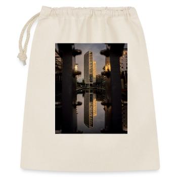 Caught Between the Bolts - Gift Bag 40 x 50 cm - nature - Front