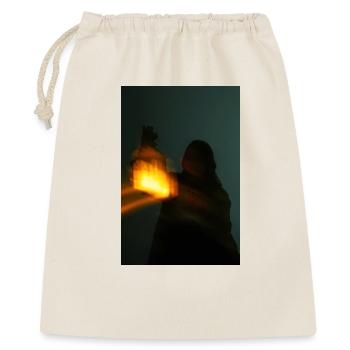 Nachtlicht im Schatten - Geschenkbeutel aus Baumwolle (40 x 50 cm) - Natur - Vorne
