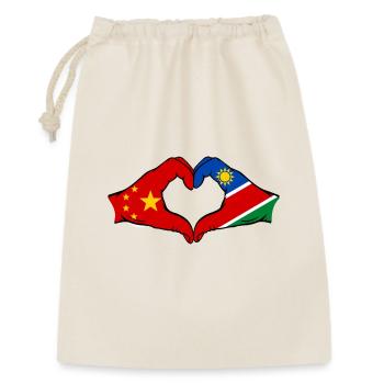 China Namibia Flagge Hände Herzform - Geschenkbeutel aus Baumwolle (30 x 45 cm) - Natur - Vorne