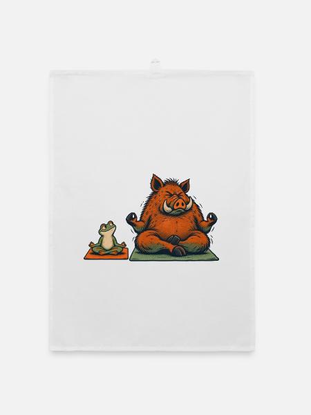 Wildschwein und Frosch beim Yoga in der Natur - Organic Geschirrtuch - Weiß