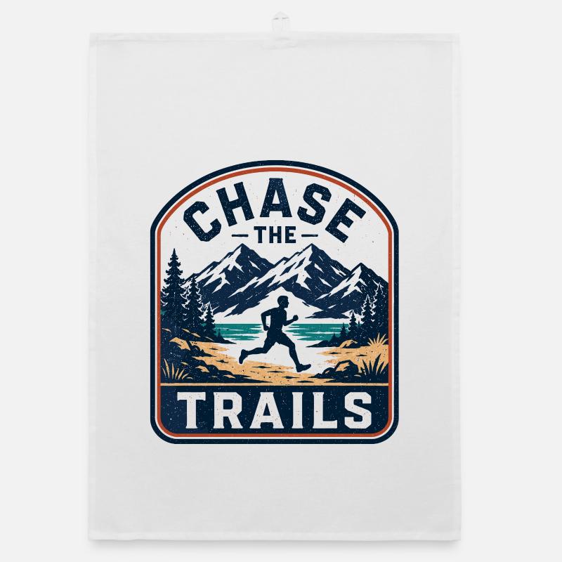 Chase the Trails Mountain Runner Abzeichen Organic Geschirrtuch