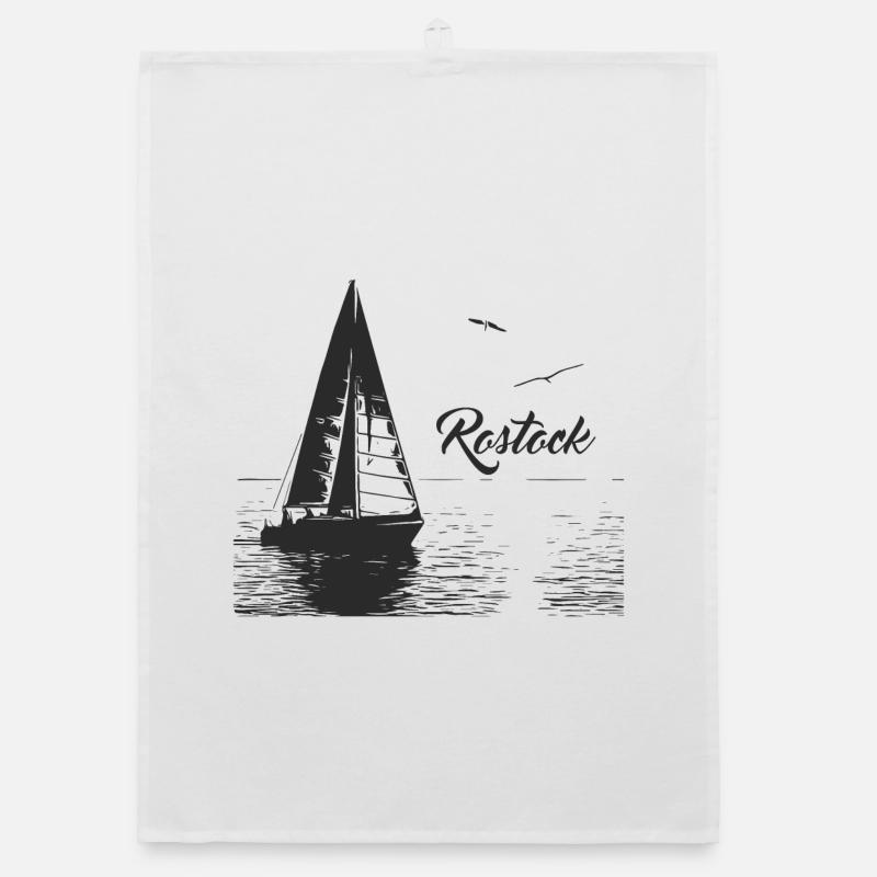 Rostock Segelboot und 2 Möwen - Organic Geschirrtuch - Weiß