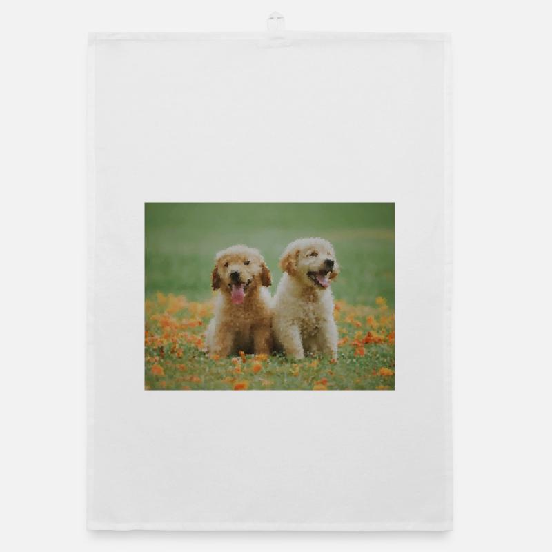 2 chiots Labrador Retriever dans le champ de fleurs Torchon bio