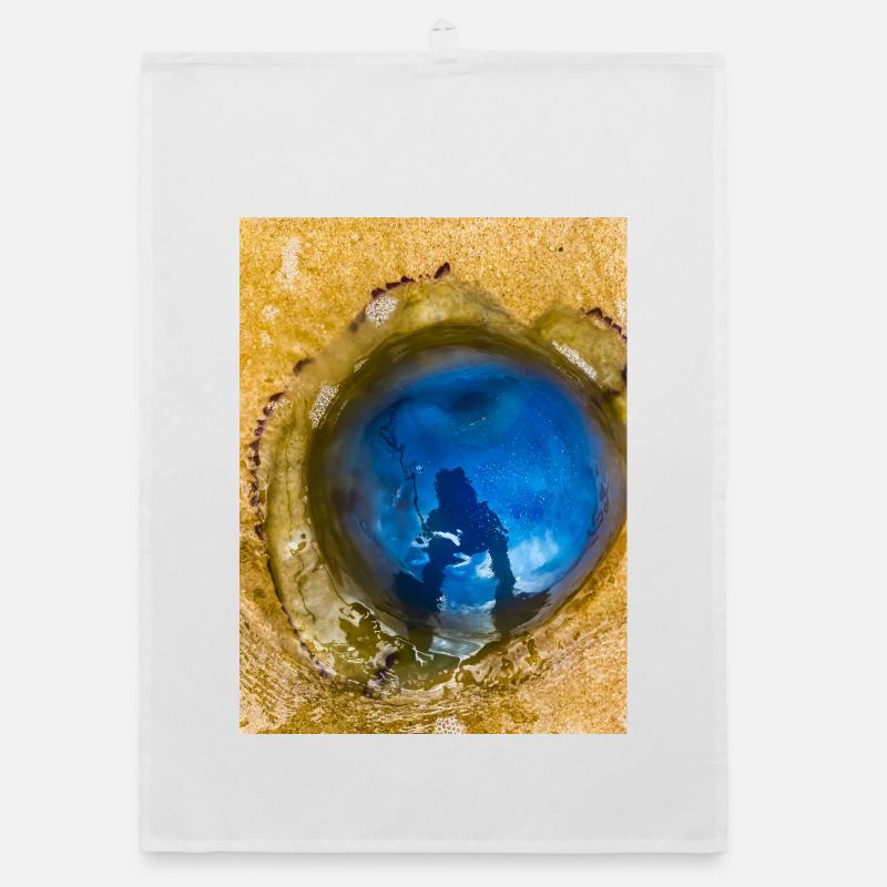 Méduse bleue avec Reflet sur Le Sable "Moi et mon Yelly - Torchon bio - blanc