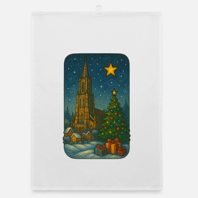 Winterlicher Kirchenplatz mit Weihnachtsbaum - Organic Geschirrtuch - Weiß