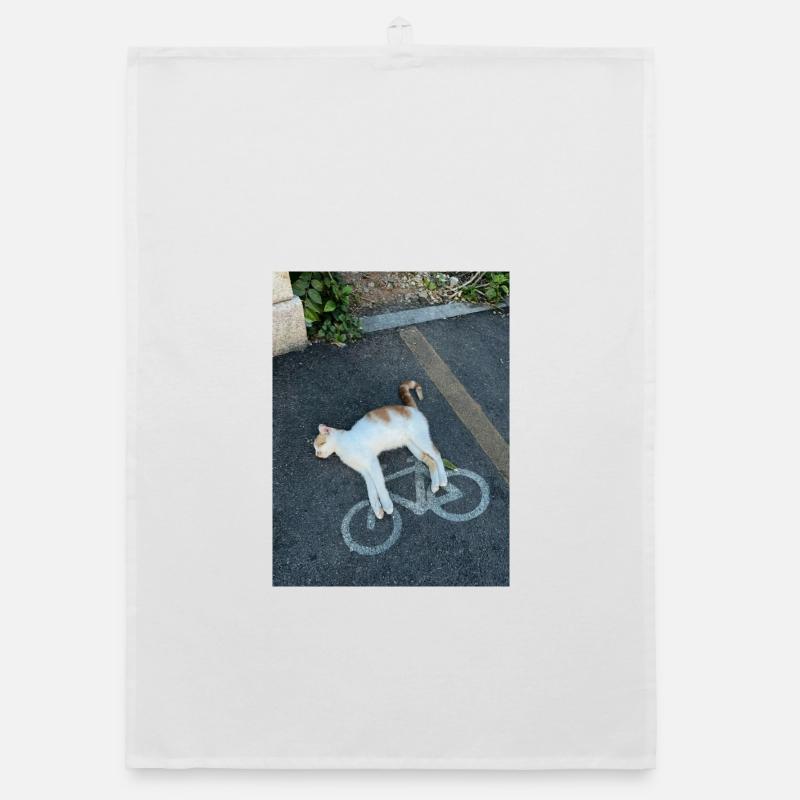 Katze auf dem Radweg - Organic Geschirrtuch - Weiß