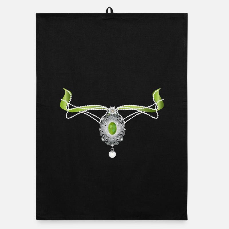 Motif de collier élégant embelli dans un style traditionnel Torchon bio