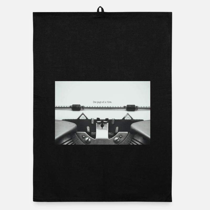 One Page At A Time Typewriter Design Organic Geschirrtuch